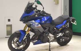 BMW F900XR 2024