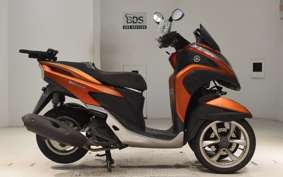 YAMAHA TRICITY 125