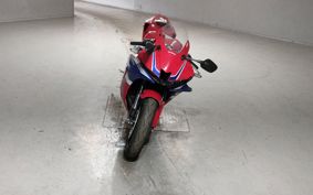 HONDA CBR600RR PC40