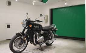TRIUMPH BONNEVILLE T120 2025
