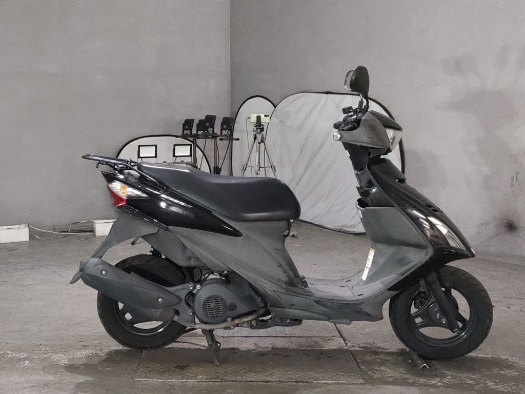 Фото Suzuki ADDRESS V125 с японского аукциона