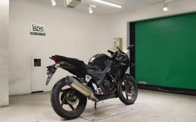 HONDA CBR250R GEN 3 2013 MC41