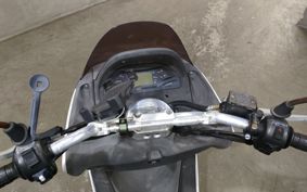 YAMAHA MAJESTY 125 SE27