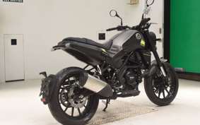 BENELLI レオンチーノ250