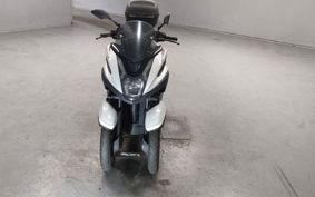 YAMAHA TRICITY 125 SE82J