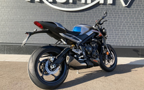 TRIUMPH STREET TRIPLE RS 2024 HDA614