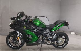 KAWASAKI  NINJA H2 SX SE ZXT02P