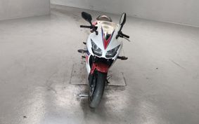 HONDA CBR250R MC41