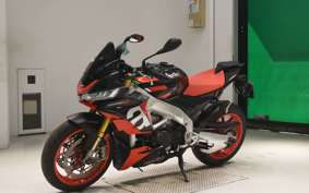 APRILIA TUONO V4 1100 2021