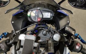 YAMAHA YZF-R25 RG10J