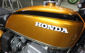 HONDA CB750 2015