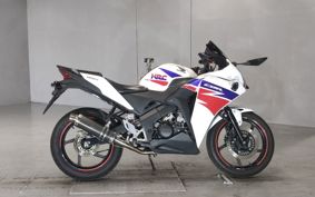 HONDA CBR125R JC50