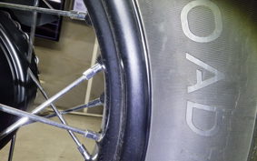 TRIUMPH BONNEVILLE BOBBER 2024