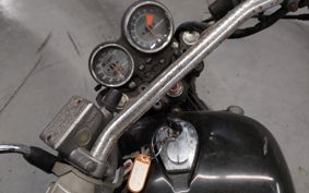 HONDA MAGNA 750 RC28