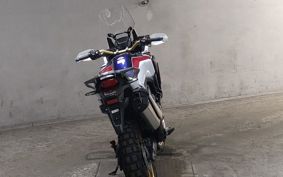HONDA CRF1000L AFRICA TWIN 2017 SD04