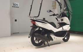HONDA PCX125-2ﾔﾈﾂｷ 2014 JF56