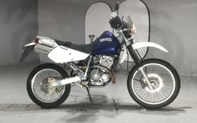 SUZUKI DJEBEL250XC SJ45A