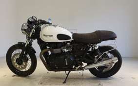 TRIUMPH THRUXTON 900 2015