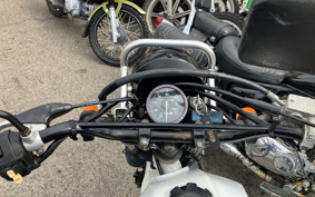 SUZUKI DJEBEL200 SH42A