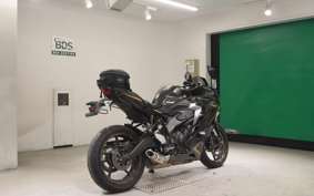 KAWASAKI ZX-25R 2004 ZX250E