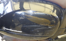 VESPA GT200L