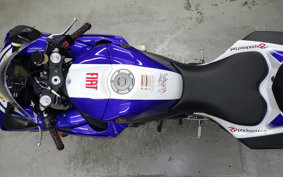 YAMAHA YZF-R1 2010