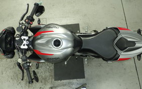 TRIUMPH STREET TRIPLE RS 2019