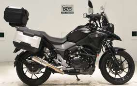 SUZUKI Vｽﾄﾛｰﾑ250