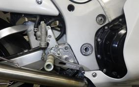 SUZUKI GSX-1300R HAYABUSA 2002