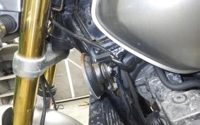 YAMAHA XJR1300 2002