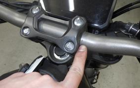 HONDA CB650R E-Clutch 2025 RH17