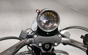 HARLEY XL883L 2013 CR2