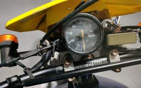 SUZUKI DJEBEL250XC SJ45A