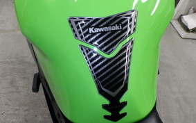 KAWASAKI ZX-25R ZX250E