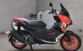 APRILIA SR125 ..