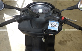 SUZUKI SKYWAVE 200 (Burgman 200) CH41A