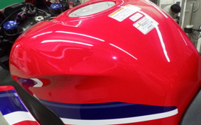 HONDA CBR600RR 2024 PC40