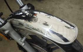 HONDA CB125T
