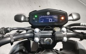 YAMAHA FZS25 RG66