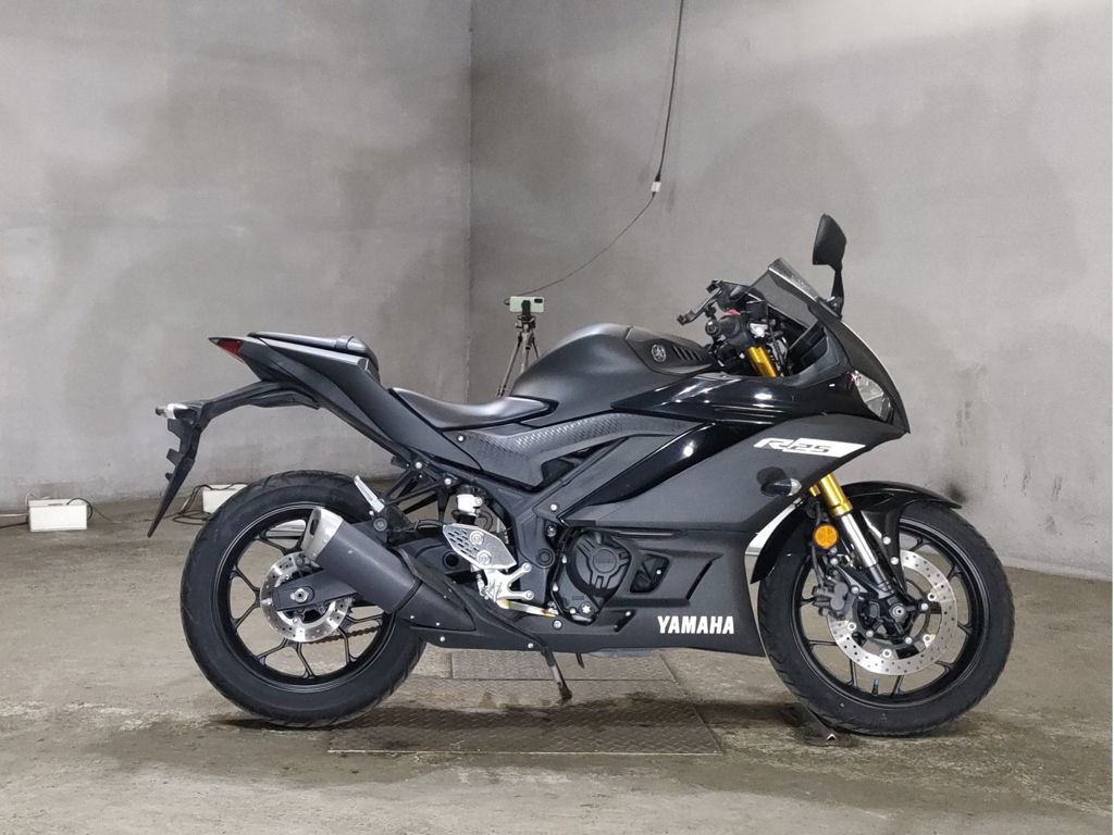 Фото Yamaha YZF-R25 с японского аукциона