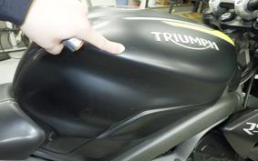 TRIUMPH STREET TRIPLE RS 2022