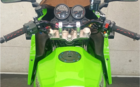 KAWASAKI GPZ900R NINJA 1999 ZX900A