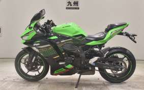 KAWASAKI ZX-25R 2001 ZX250E
