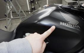 HONDA CB650R 2024 RH17