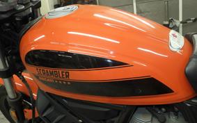 DUCATI SCRAMBLER SIXTY2 2016