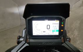 HONDA X-ADV 750 RH10