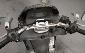 YAMAHA MAJESTY 125 SE27