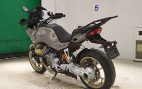 MOTO GUZZI V100 MANDELLO 2023