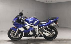 YAMAHA YZF-R6 2002 RJ03