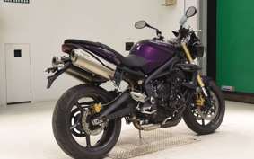 TRIUMPH STREET TRIPLE 2011